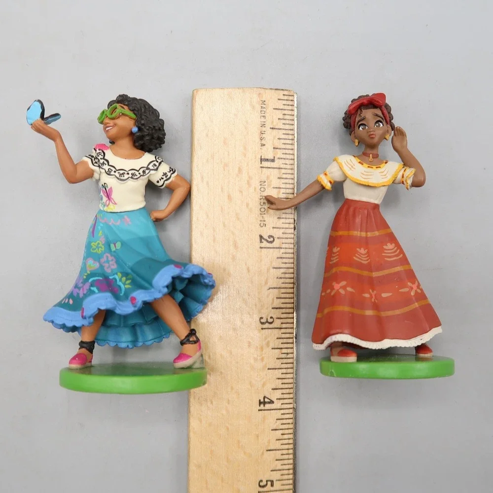 Disney Encanto Mi Familia Madrigal 6 Piece Toy Figurine Set Cake Topper